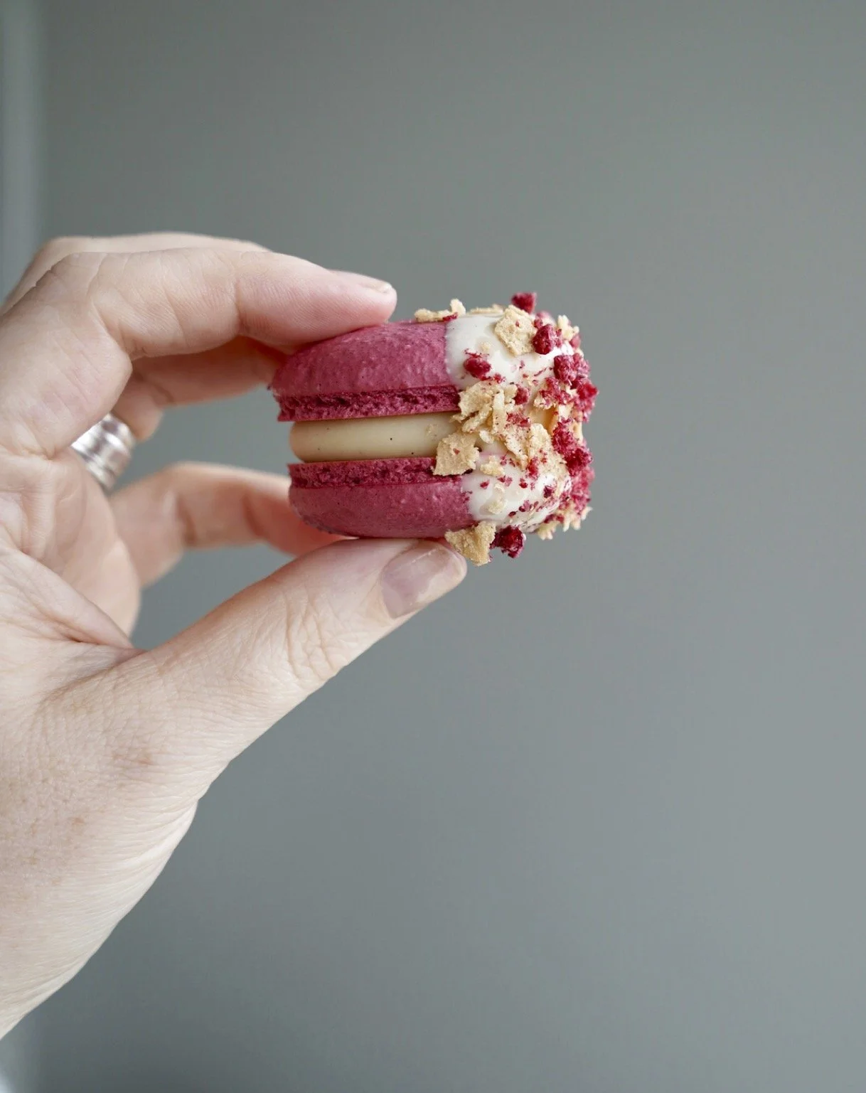 Raspberry White Chocolate Truffle Macaron - Video Tutorial eBook
